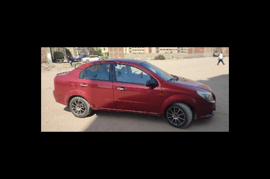 Aveo Chevrolet احمر غامق