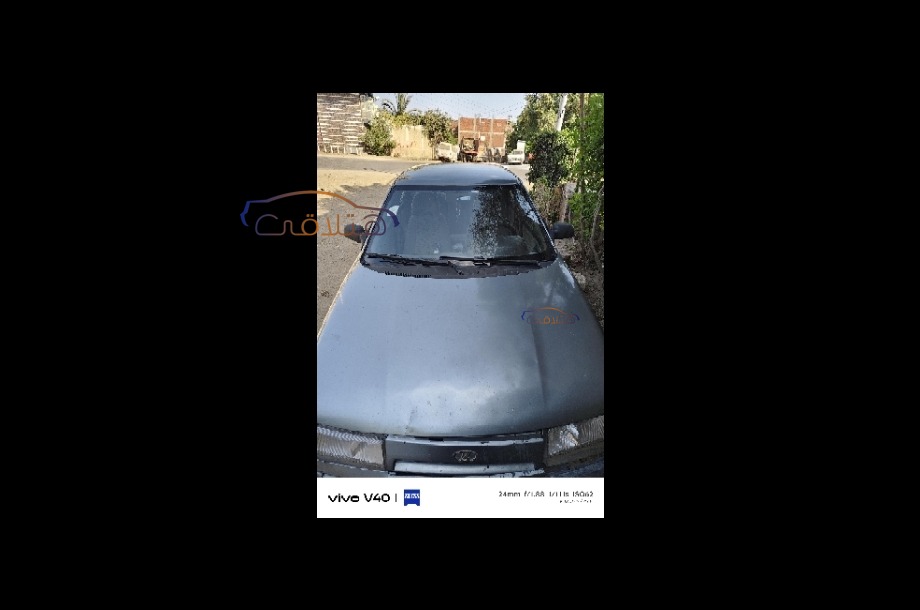 2110 Lada رمادي