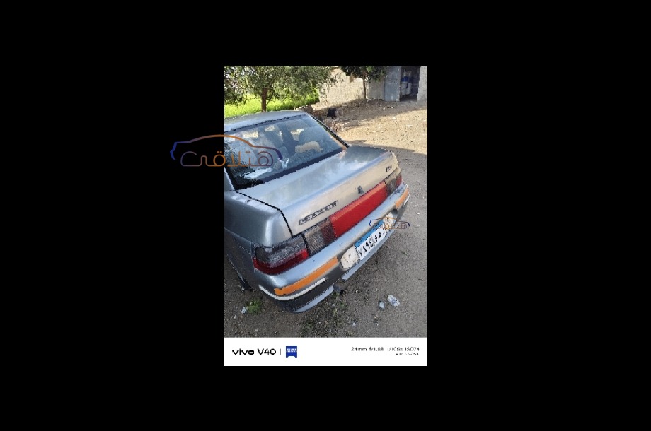 2110 Lada رمادي