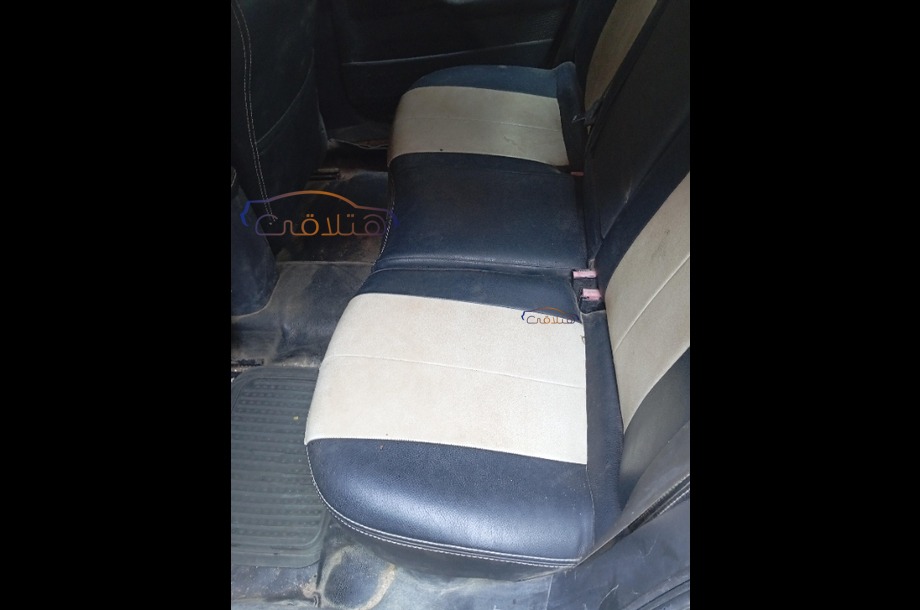 Megane Renault أسود