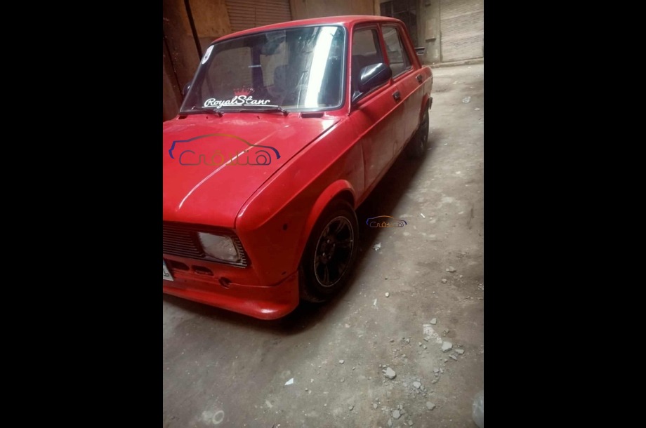 128 Fiat احمر