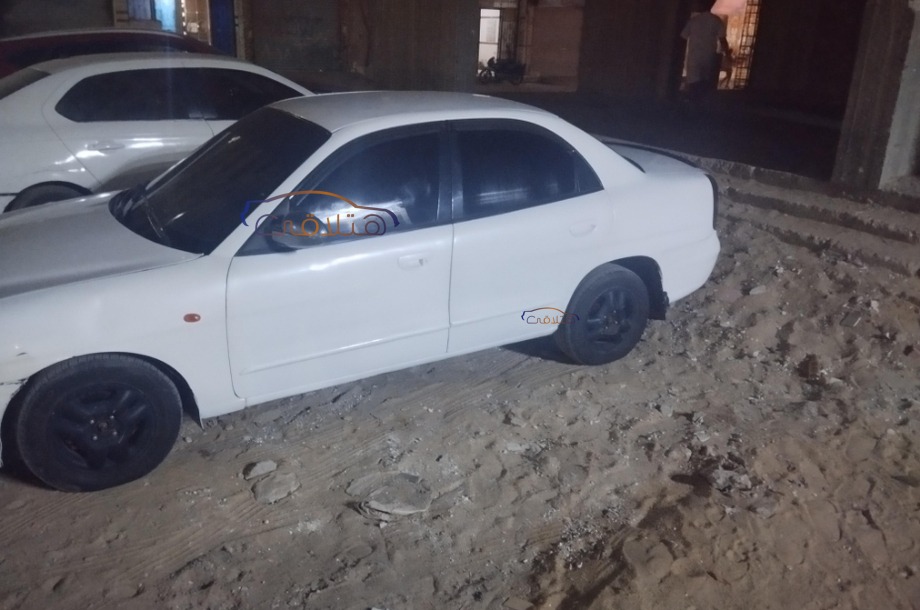 Nubira 2 Daewoo White