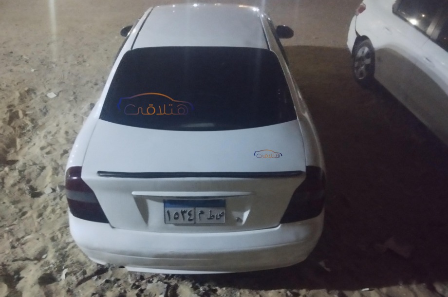 Nubira 2 Daewoo White