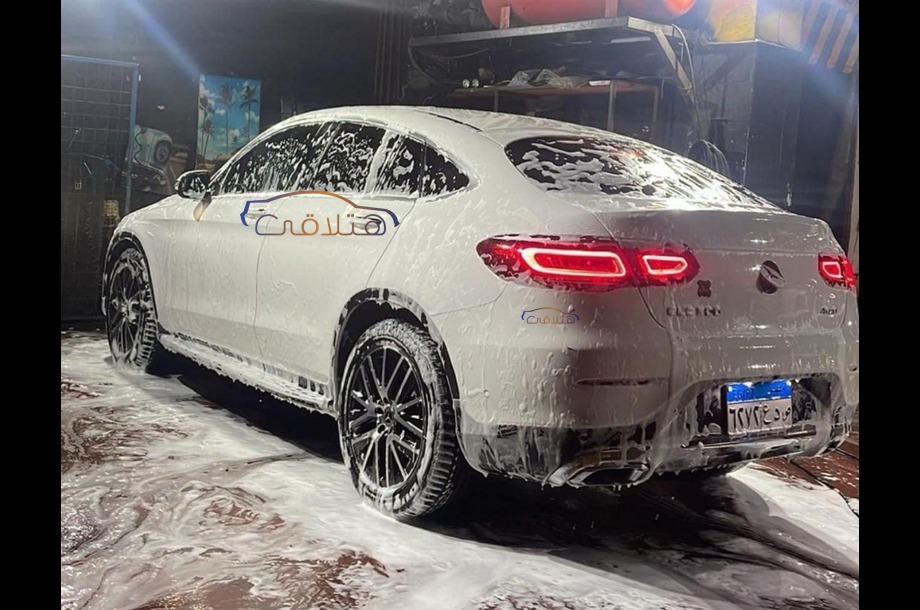 GLC 300 Mercedes أبيض