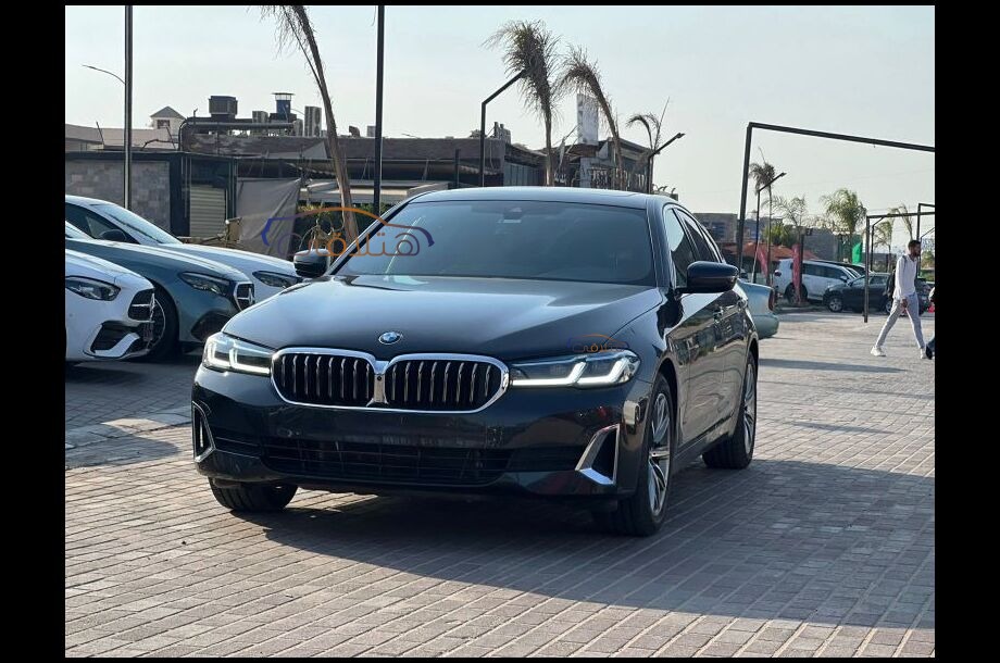 530 BMW رمادي