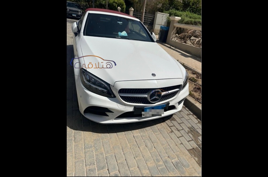 C 300 Mercedes أبيض