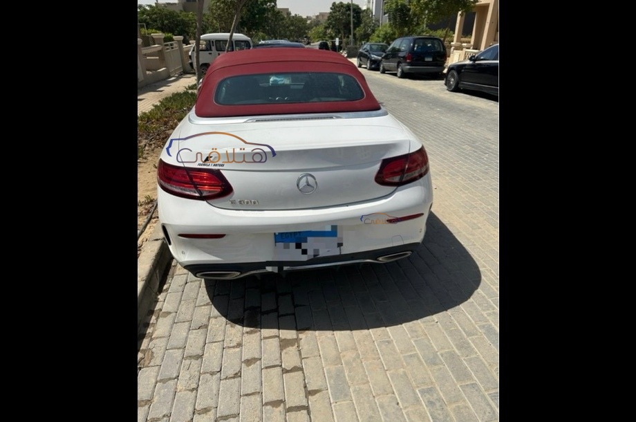 C 300 Mercedes أبيض