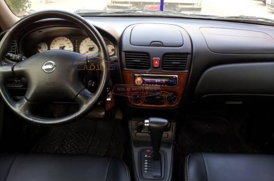 Sunny Nissan موكا