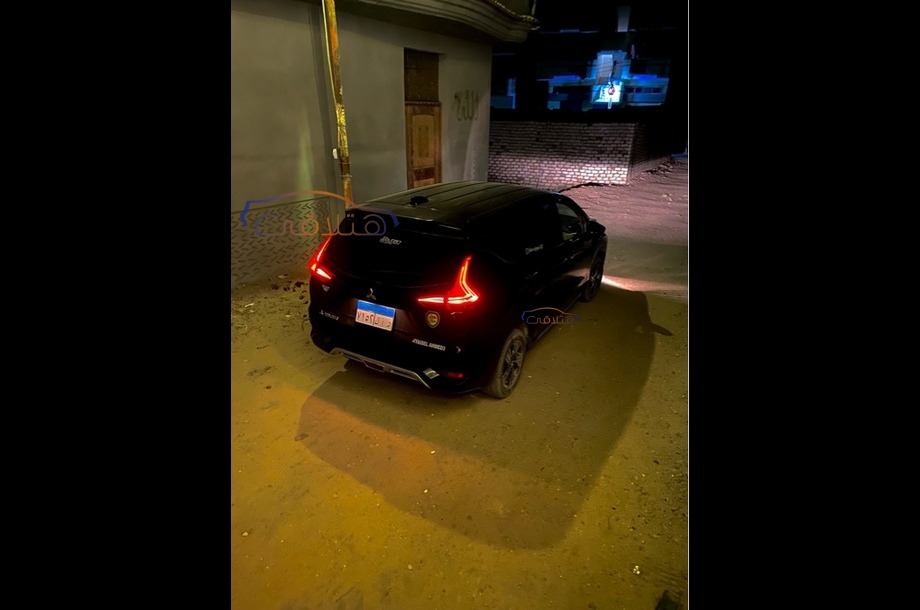 Xpander Mitsubishi Black