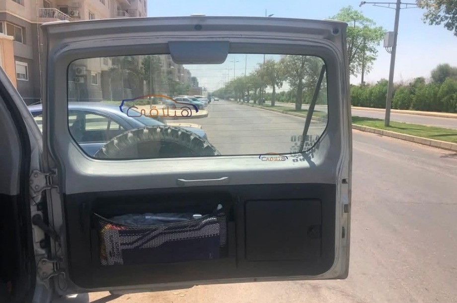 Pajero Mitsubishi Silver