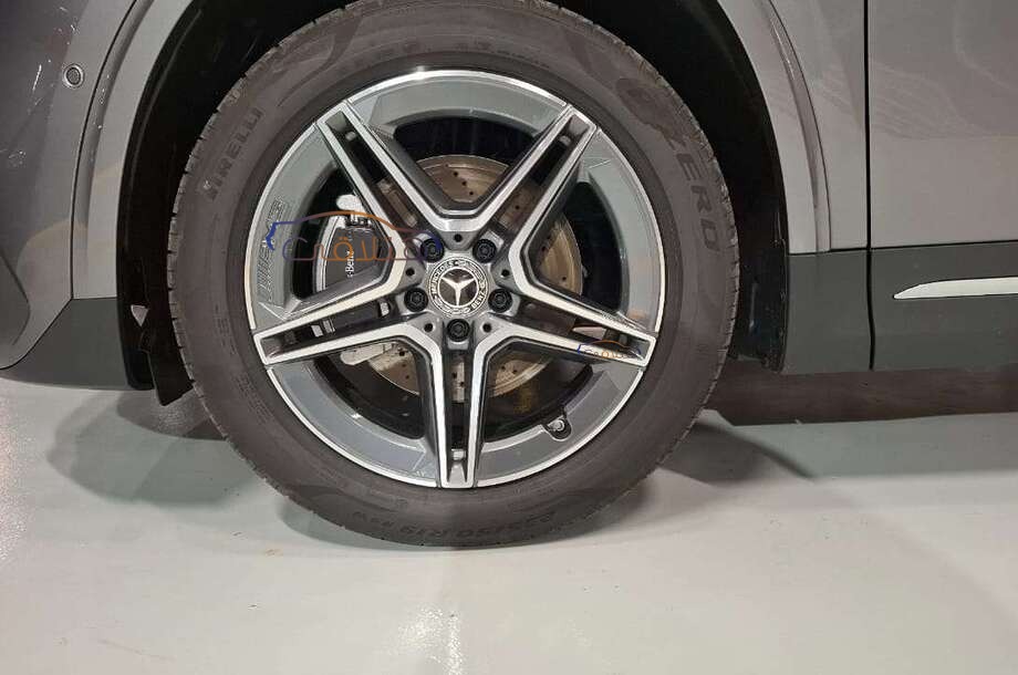 GLA 200 Mercedes Gray