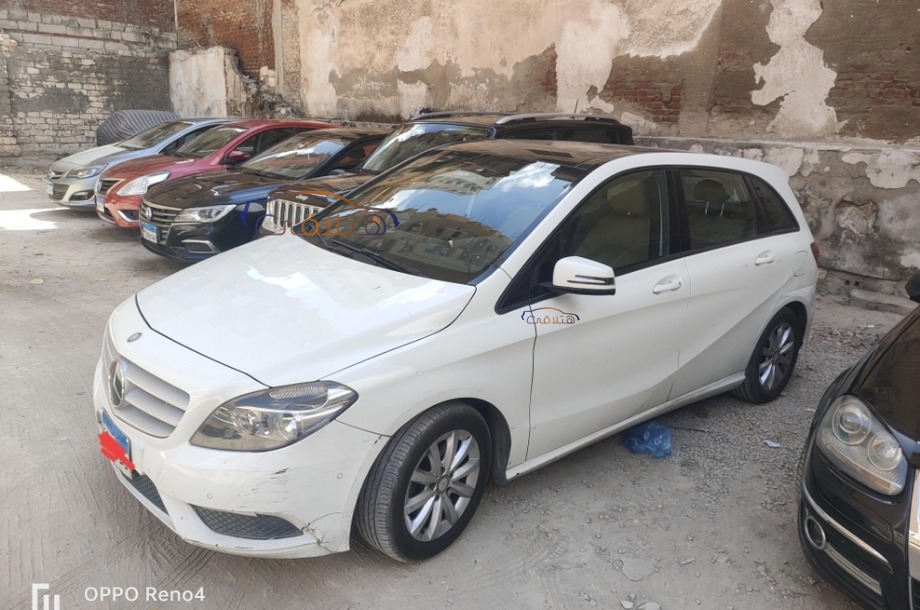 B 200 Mercedes White