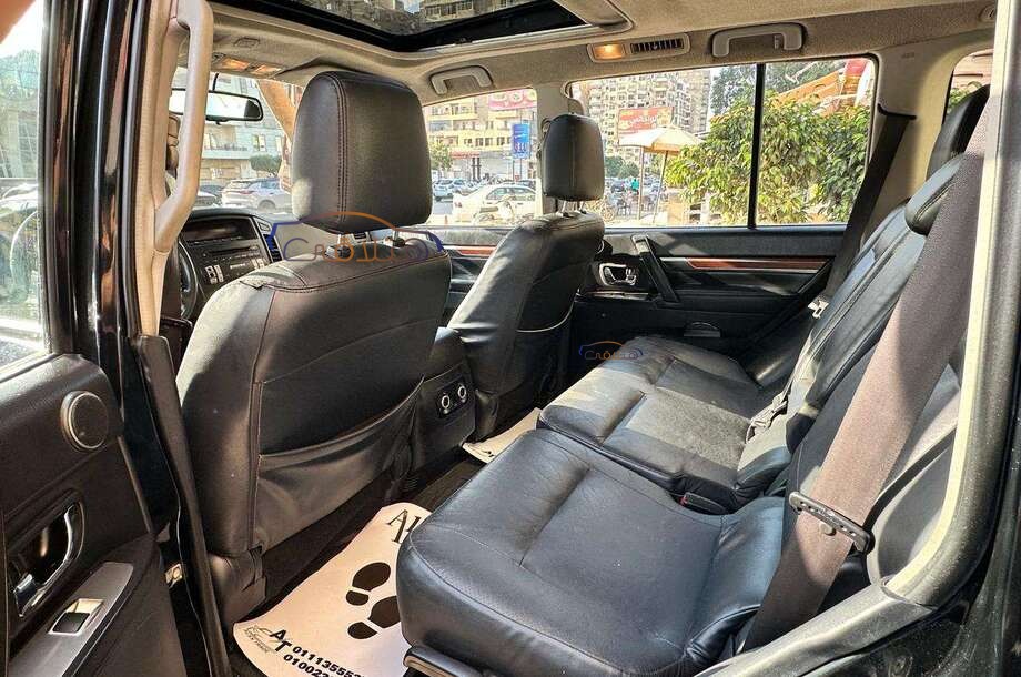 Pajero Mitsubishi Black
