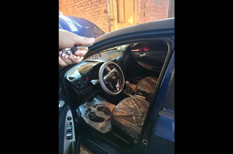 Accent RB Hyundai Dark blue