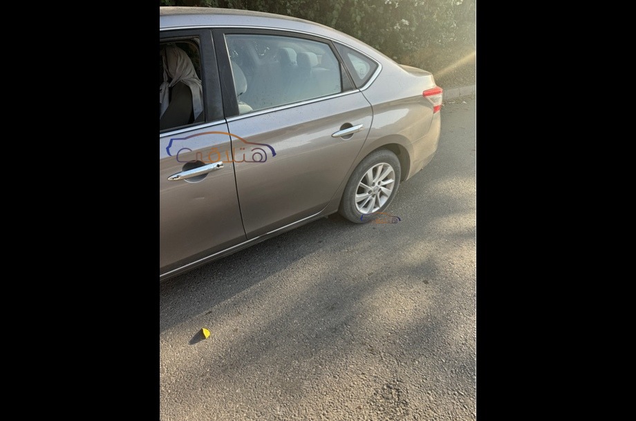 Sentra Nissan Silver