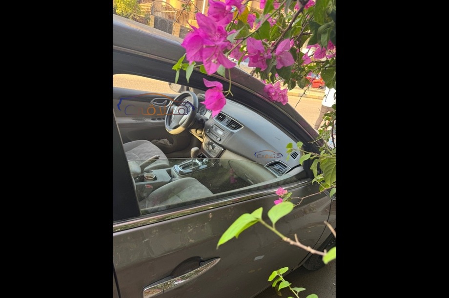 Sentra Nissan Silver