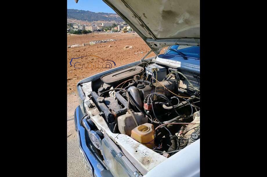 200 Mercedes أبيض