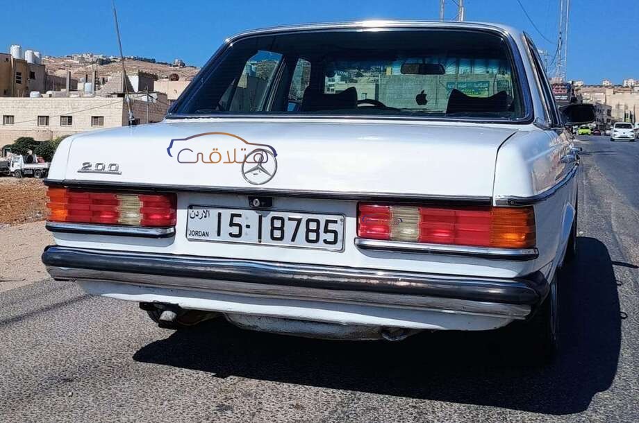 200 Mercedes أبيض