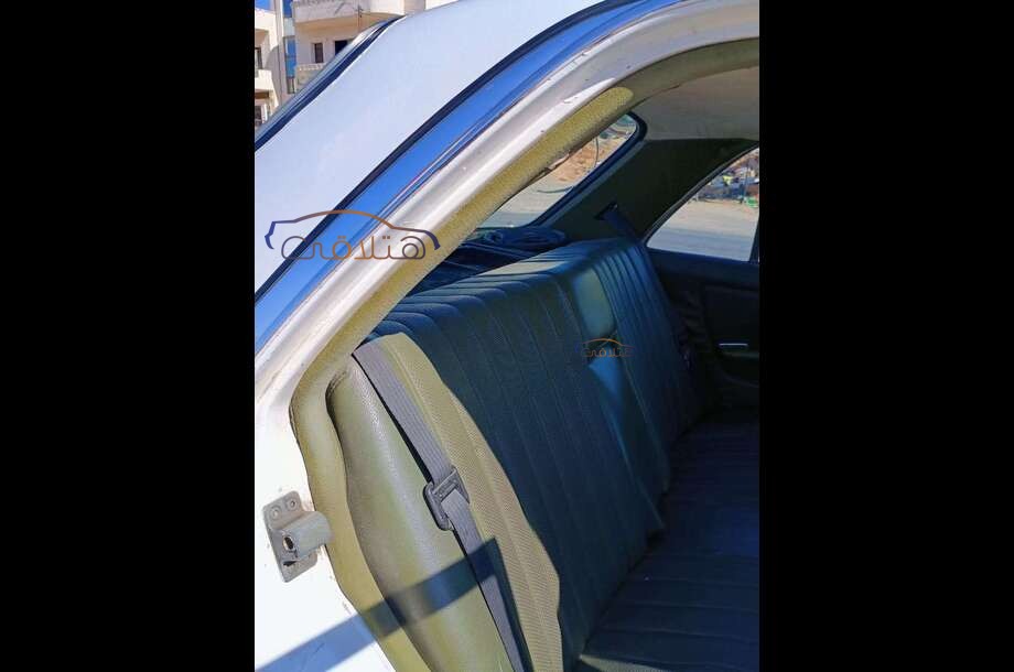 200 Mercedes أبيض