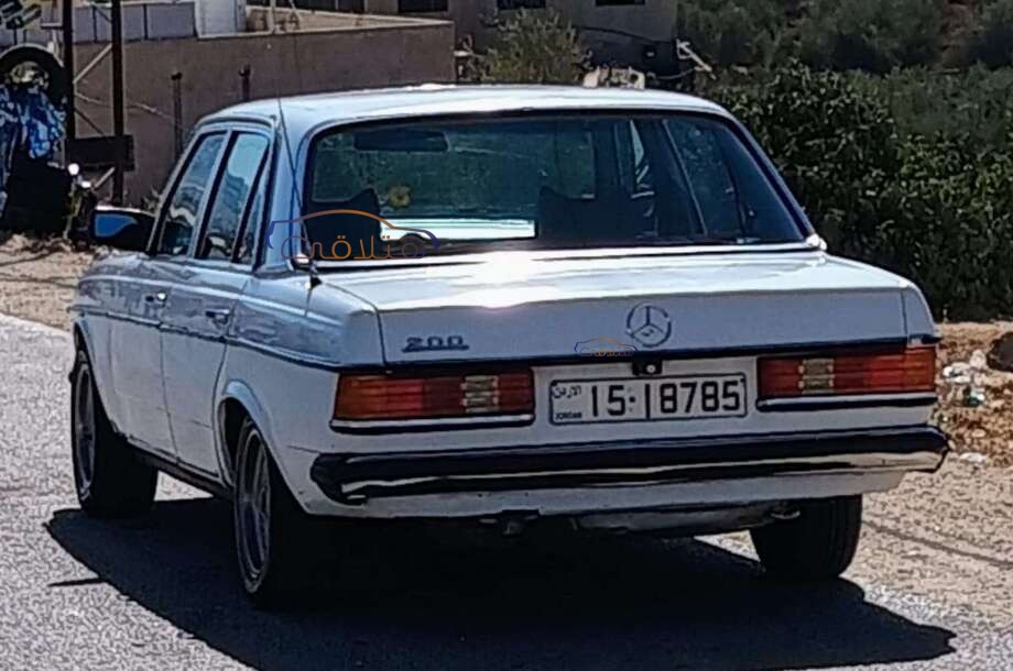 200 Mercedes أبيض