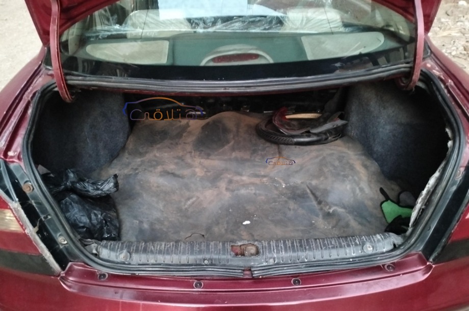 Nubira 2 Daewoo Dark red