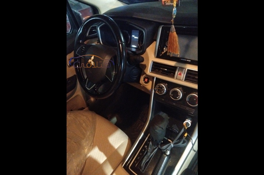 Xpander Mitsubishi Silver