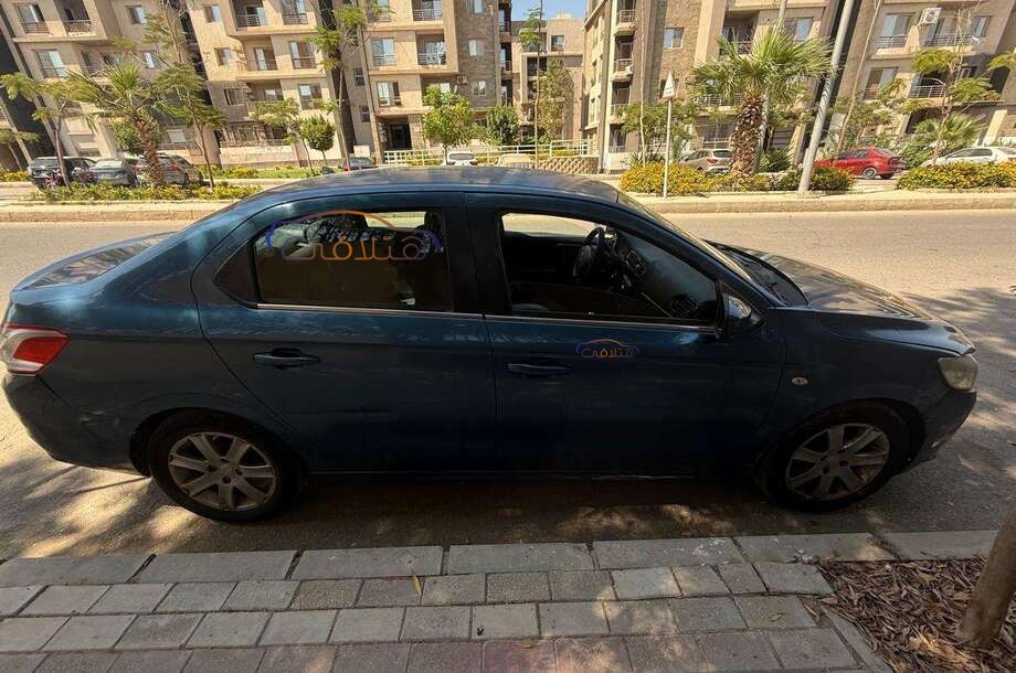 301 Peugeot بترولي