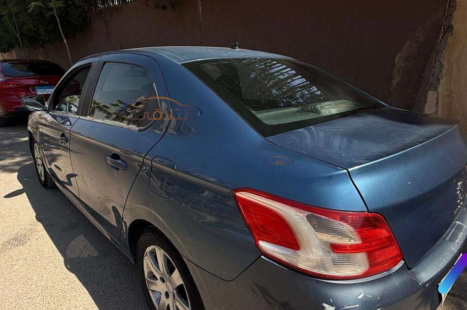 301 Peugeot بترولي