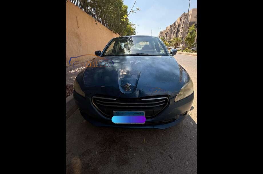 301 Peugeot بترولي