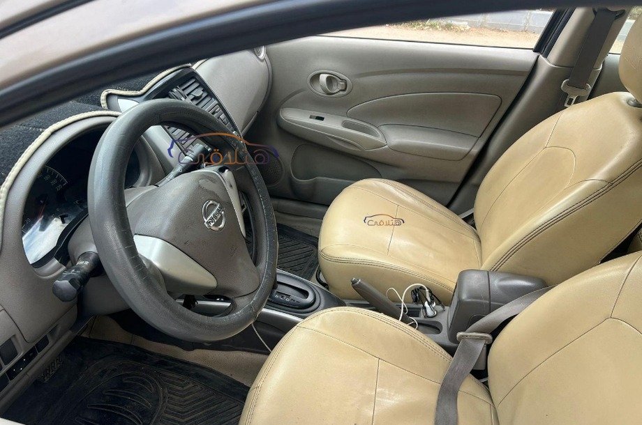 Sunny Nissan برونزي