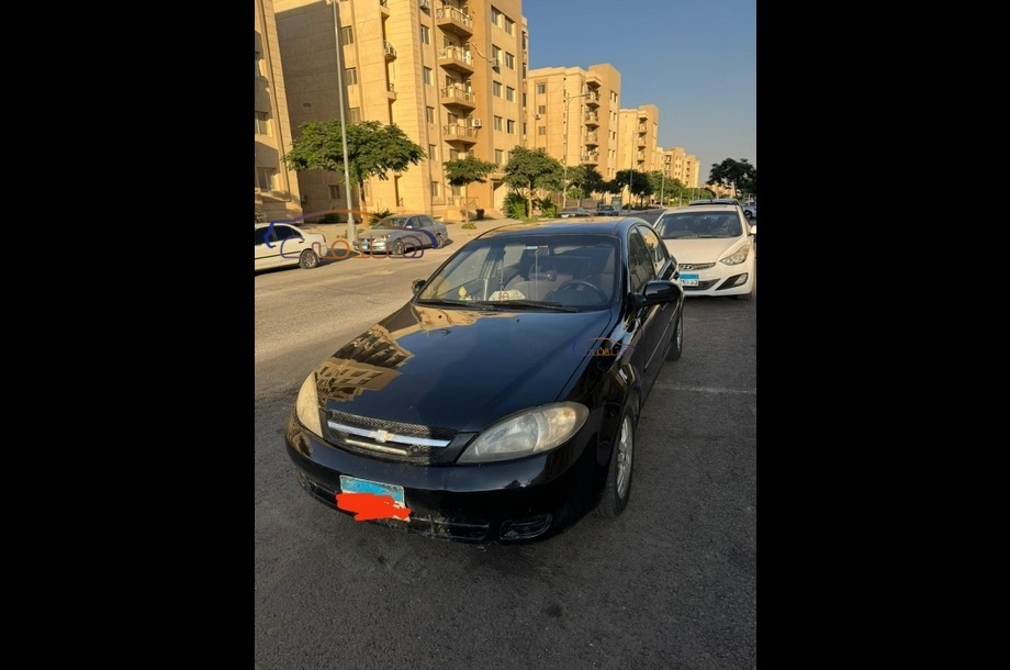 Optra Chevrolet أسود