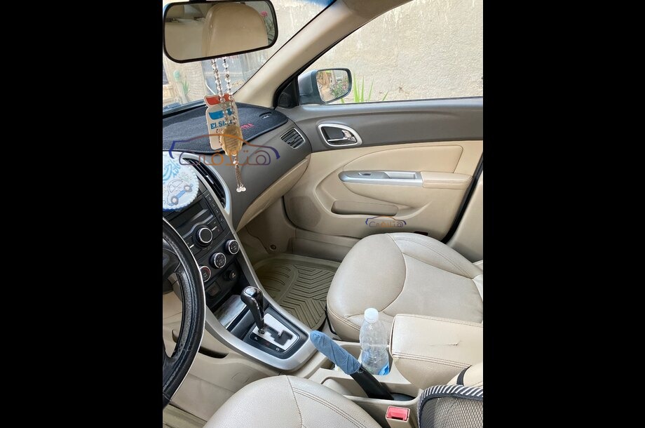 Optra Chevrolet رمادي