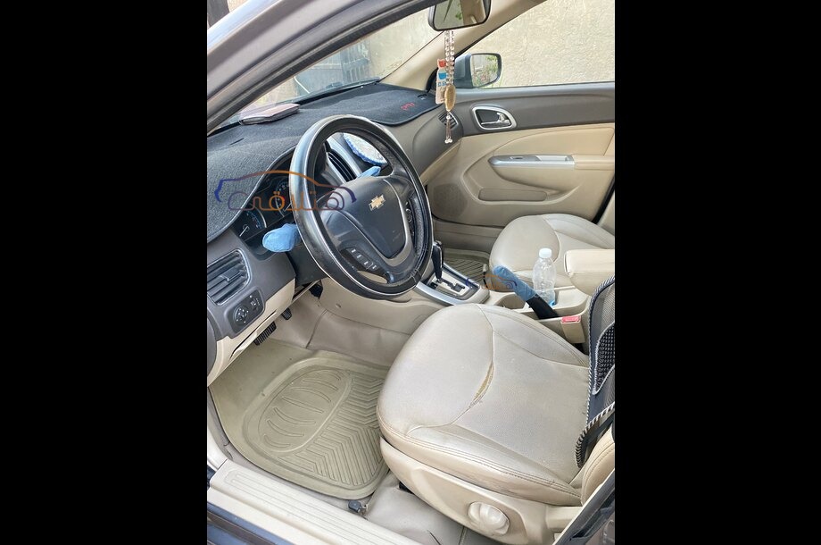 Optra Chevrolet رمادي