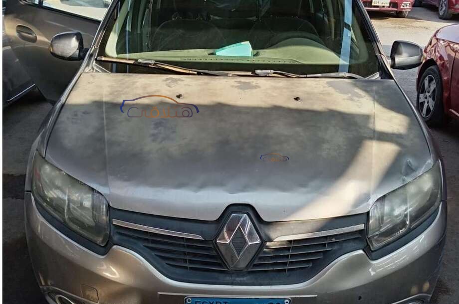 Logan Renault ذهبي