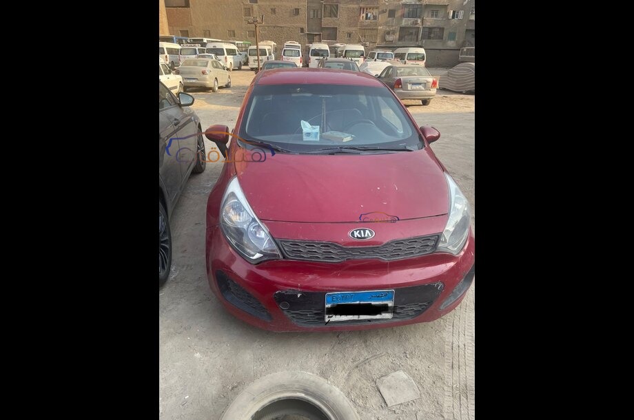Rio Kia احمر