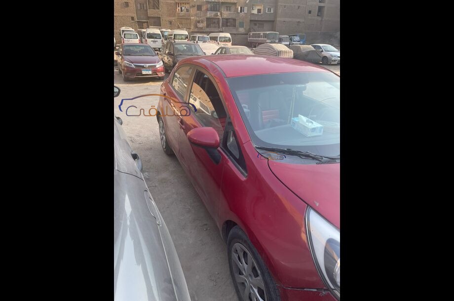 Rio Kia احمر