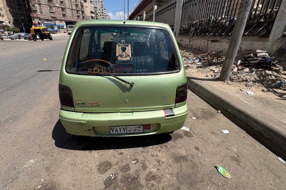 Kancil Daihatsu أخضر