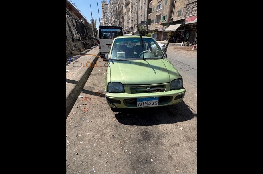 Kancil Daihatsu أخضر