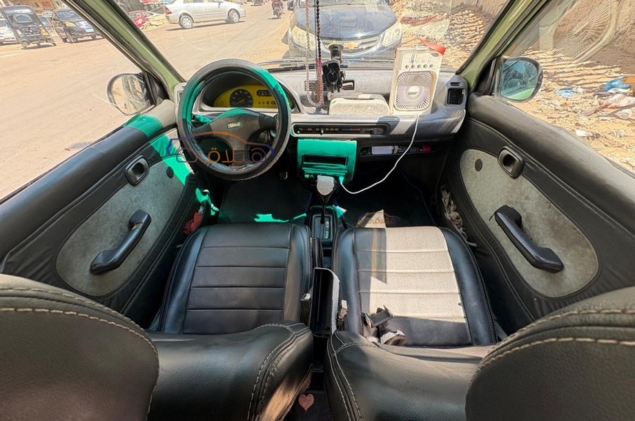 Kancil Daihatsu أخضر