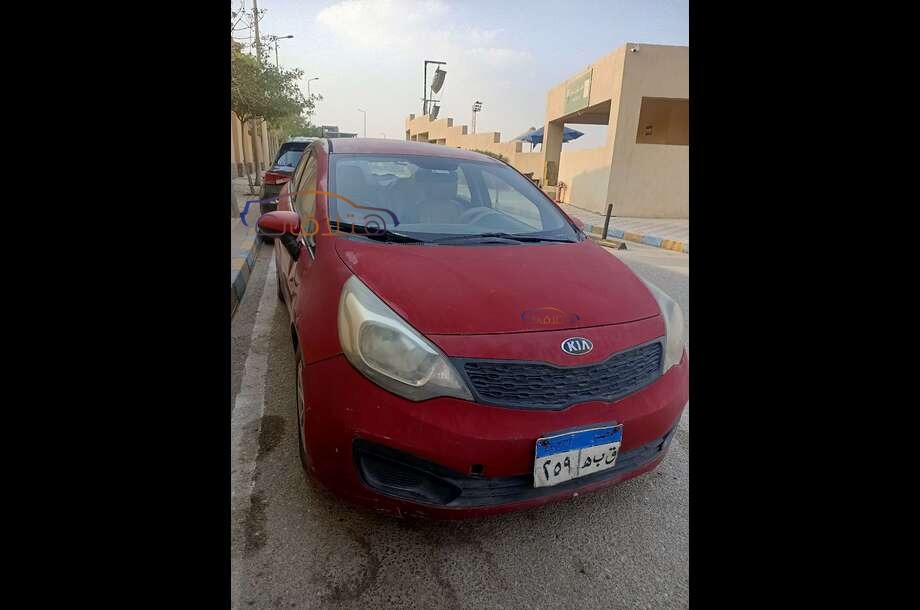 Rio Kia احمر