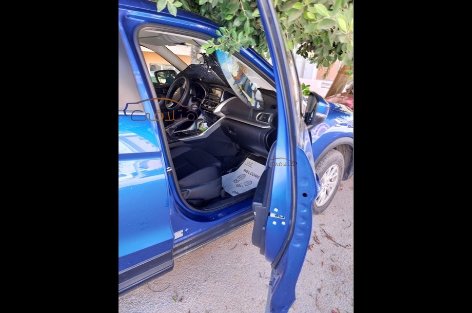 Eclipse Cross Mitsubishi أزرق