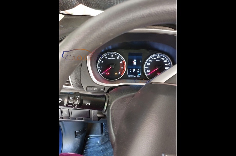 Eclipse Cross Mitsubishi أزرق