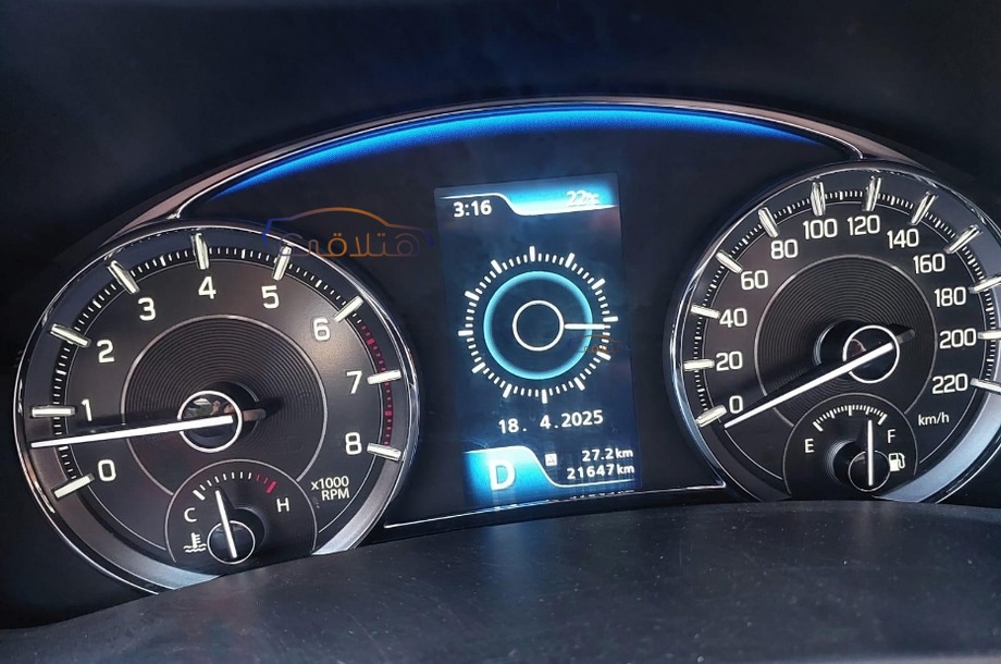 Ciaz Suzuki أسود