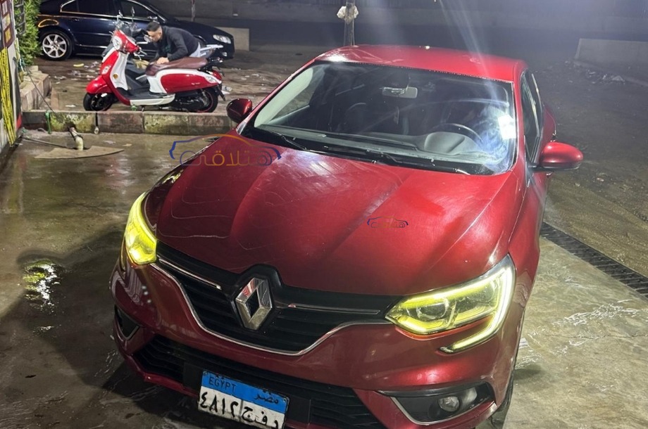 Megane Renault Red