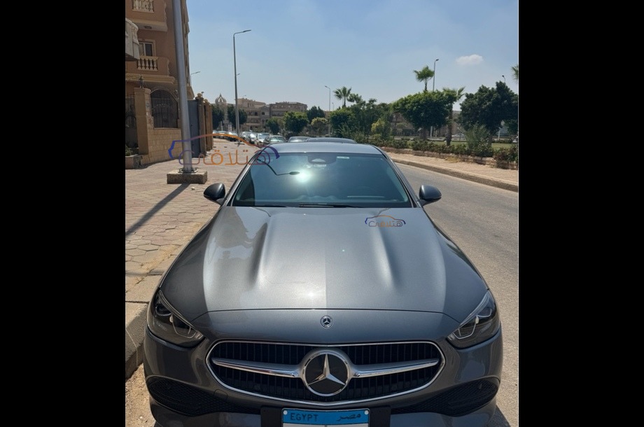 C 180 Mercedes Dark grey