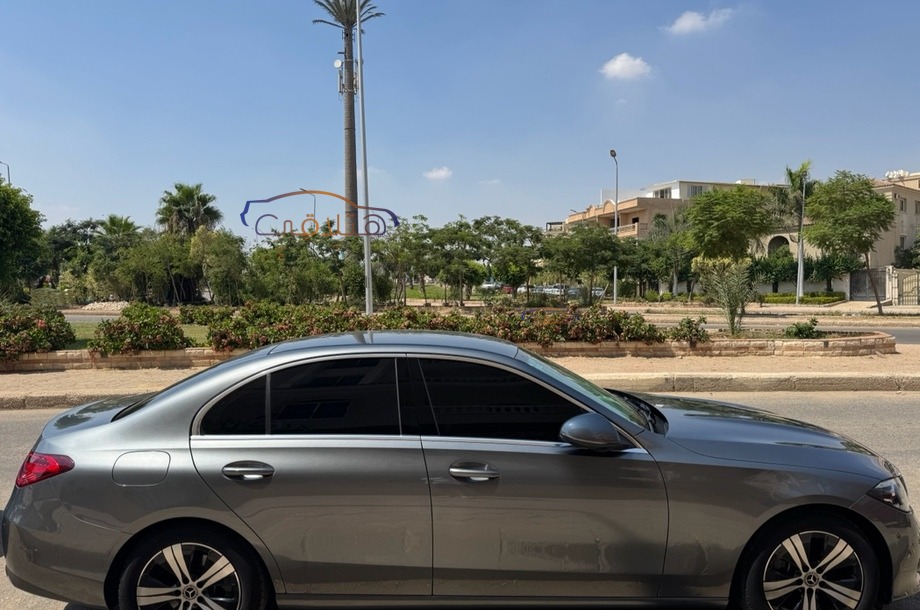 C 180 Mercedes Dark grey