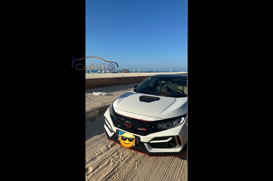 Civic Honda أبيض