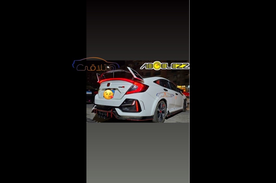 Civic Honda أبيض
