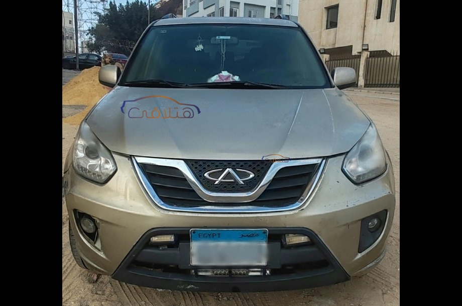 Tiggo 3 Chery ذهبي