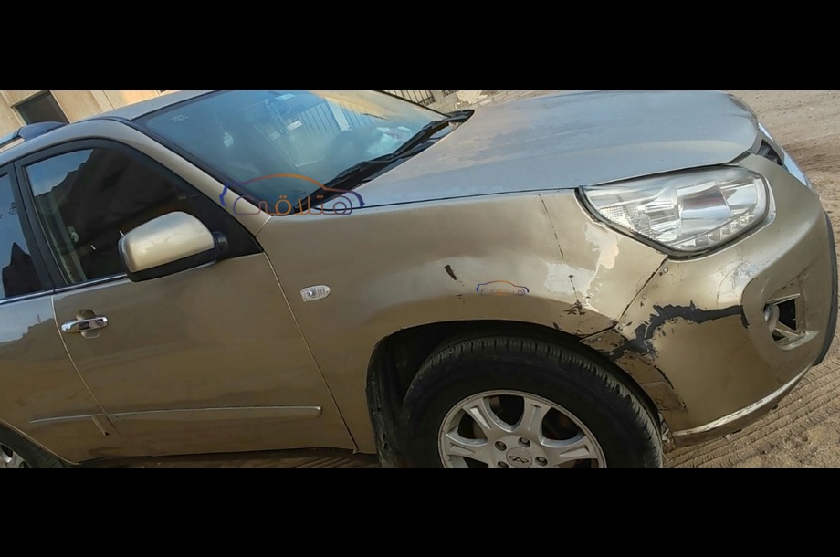 Tiggo 3 Chery ذهبي